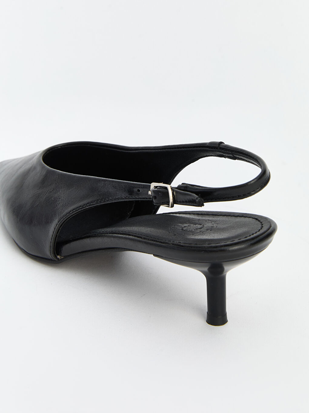 Siyah Sivri Burun Kadın Topuklu Ayakkabı-3