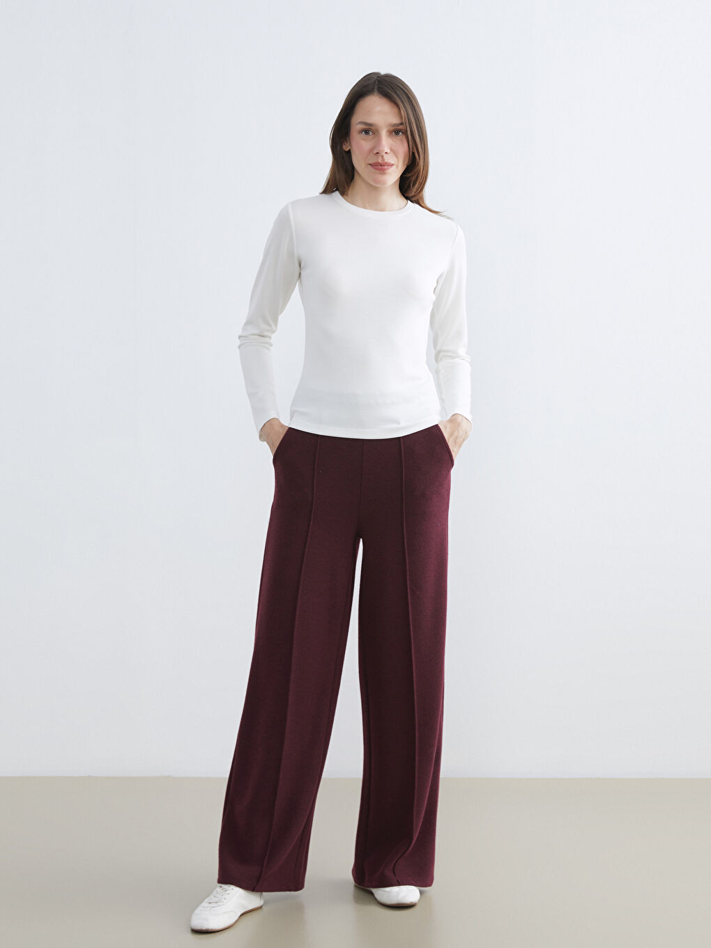 Mürdüm Beli Lastikli Geniş Paça Kadın Pantolon