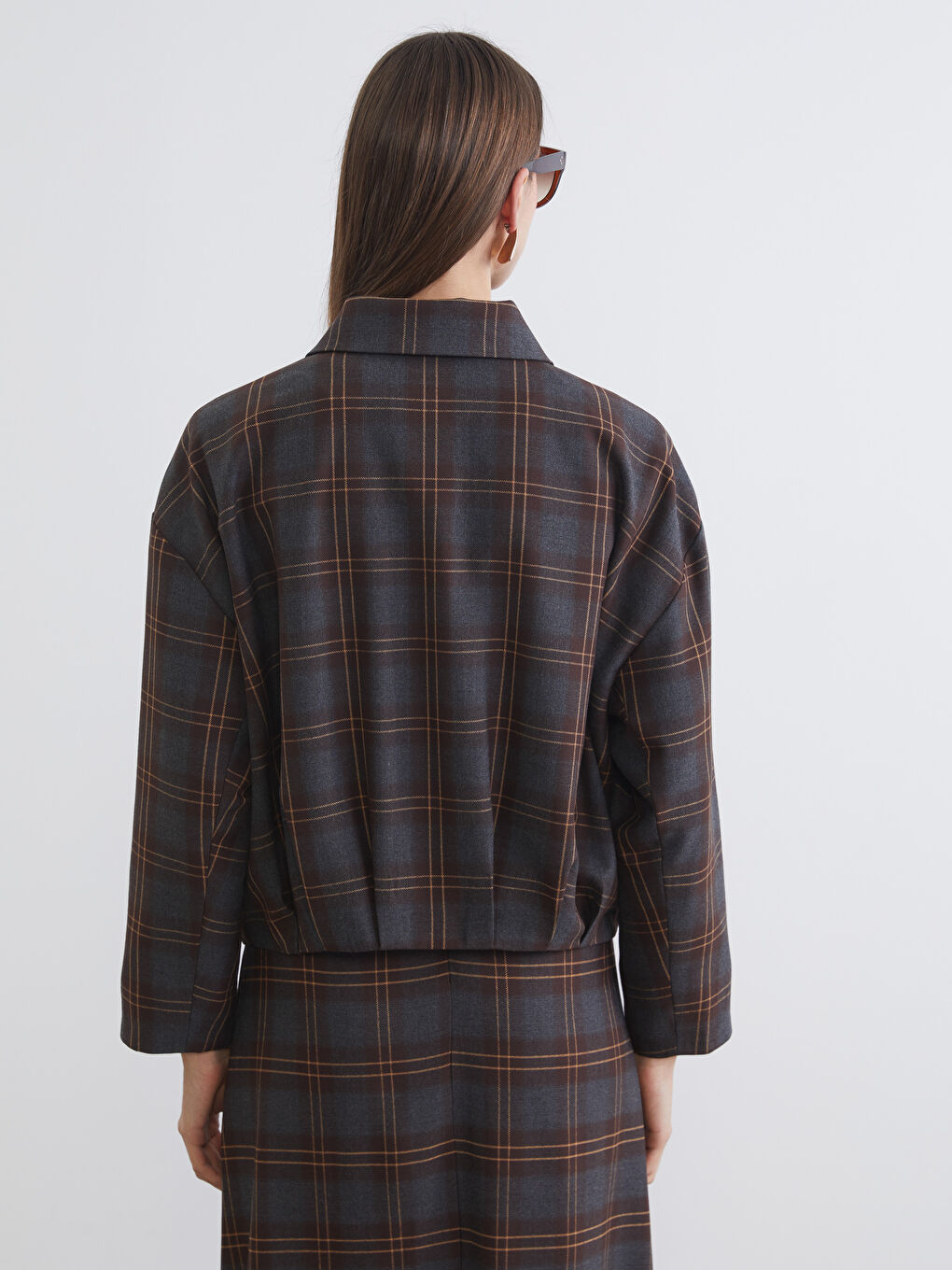 Kahverengi Gömlek Yaka Ekose Oversize Kadın Ceket-4