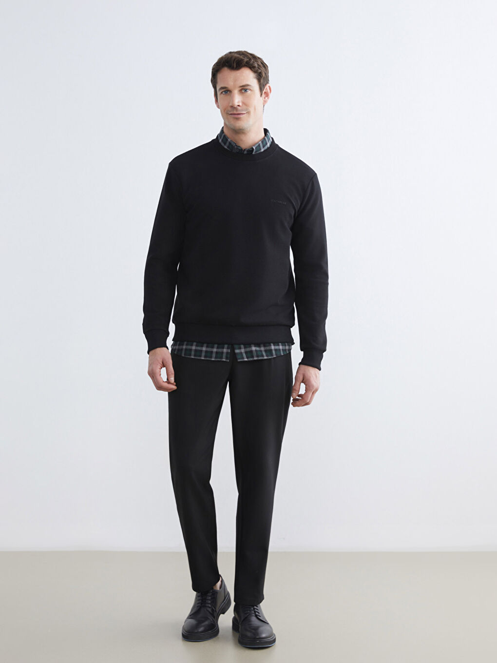 Siyah Bisiklet Yaka Erkek Sweatshirt-1