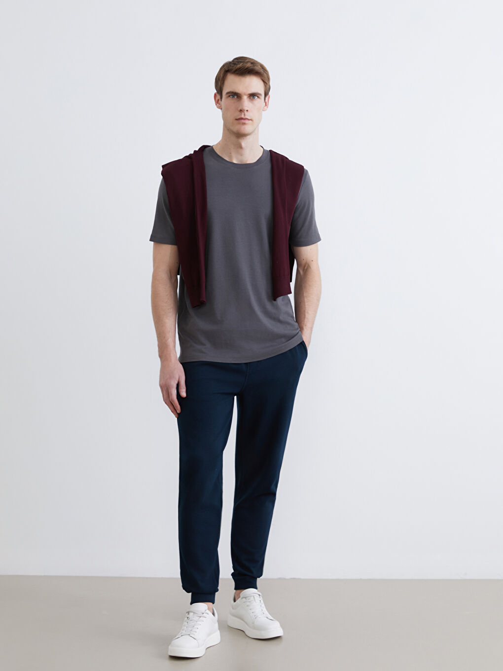 Standard Fit Men's Jogger Sweatpants