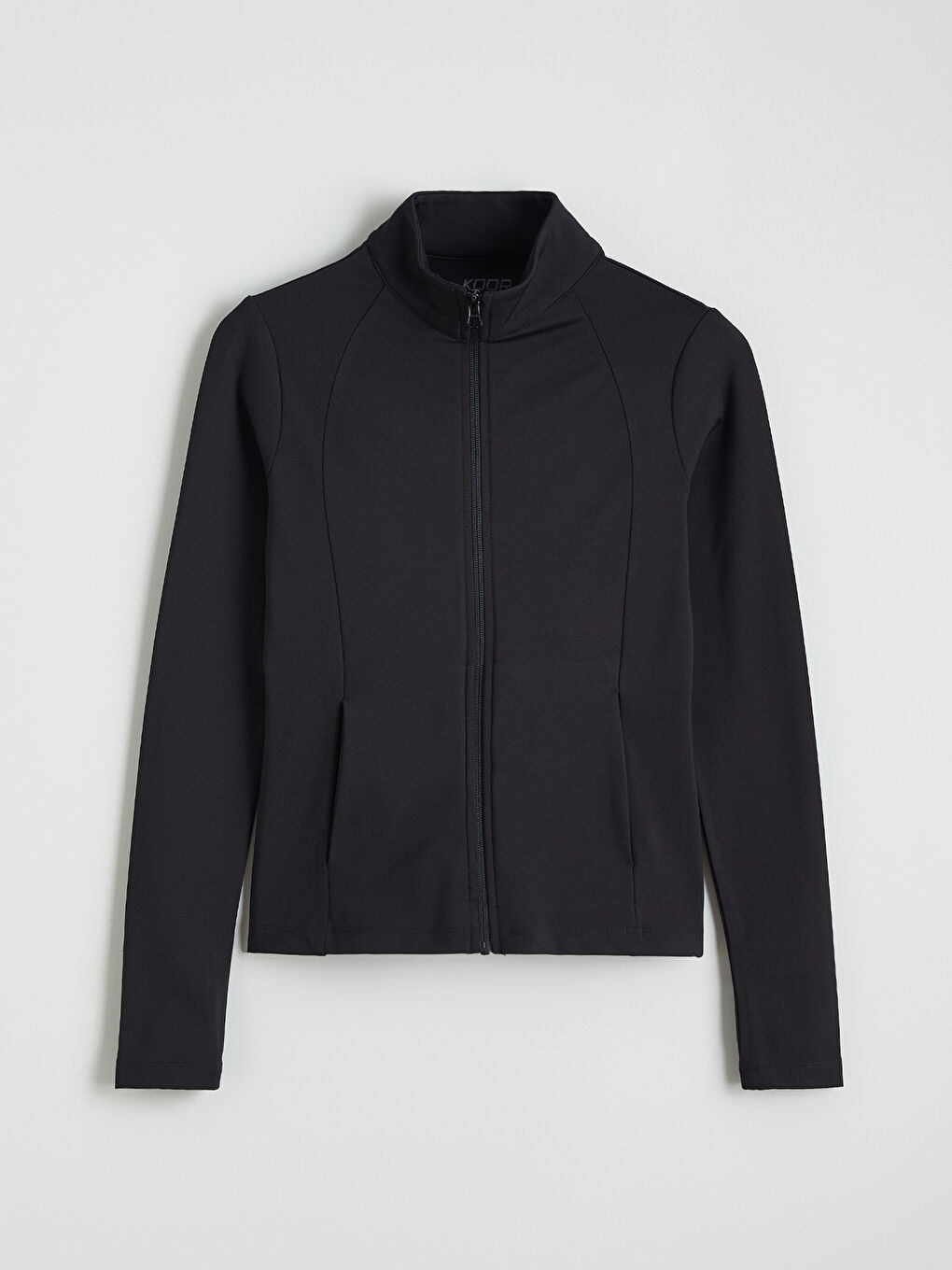 Siyah Dik Yaka Parmak Geçmeli Kadın Fermuarlı Sweatshirt-4