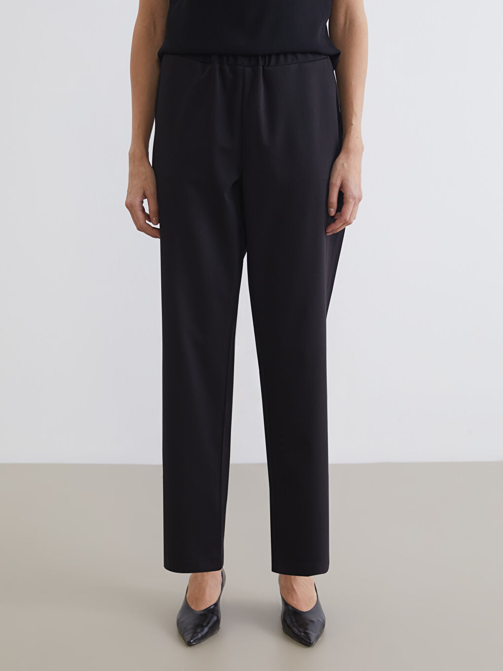 Siyah Beli Lastikli Kadın Pantolon-1