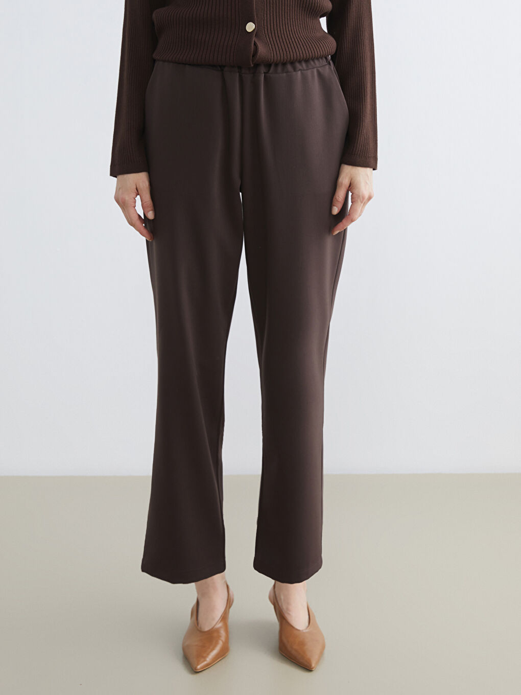 Kahverengi Beli Lastikli Kadın Pantolon-2