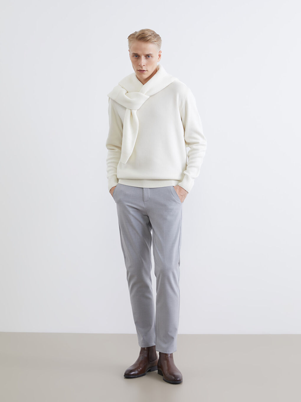 Crew Neck Long Sleeve Men's Tricot Sweater-1