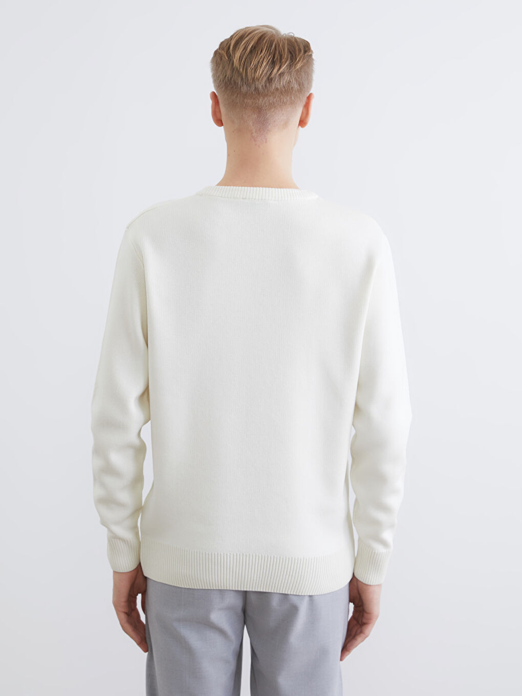 Crew Neck Long Sleeve Men's Tricot Sweater-3