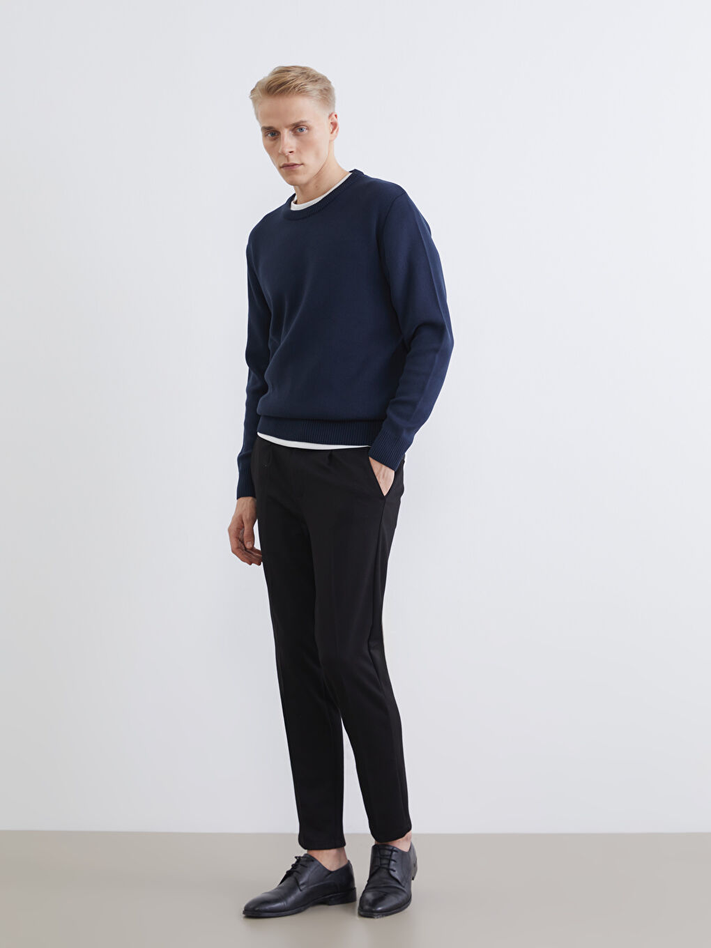 Crew Neck Long Sleeve Men's Tricot Sweater-1