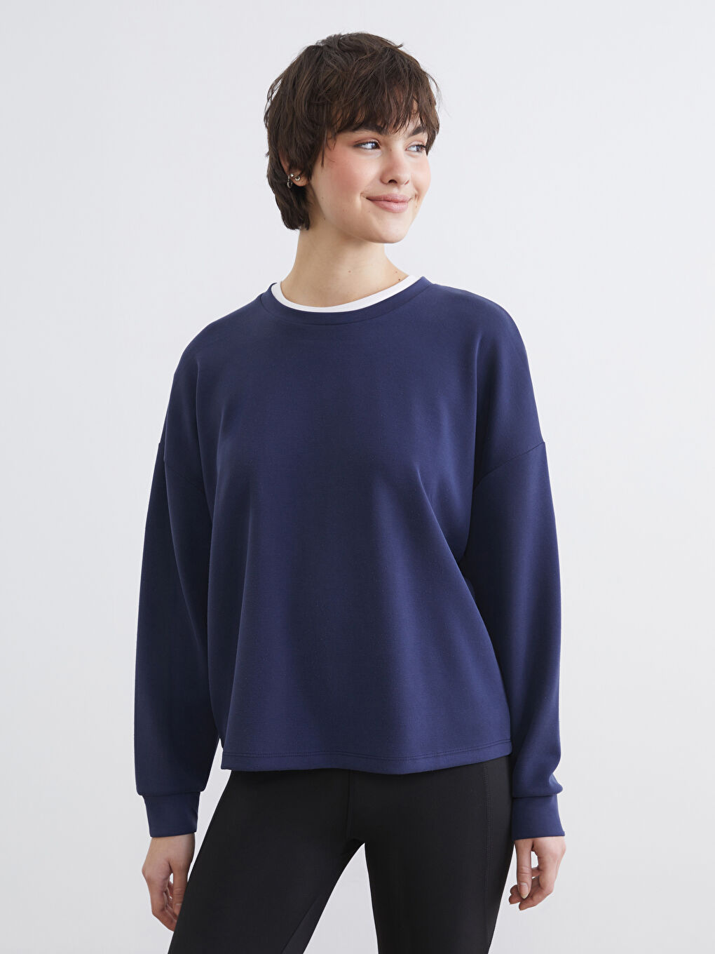 كنزة رياضية كحلي امرأة