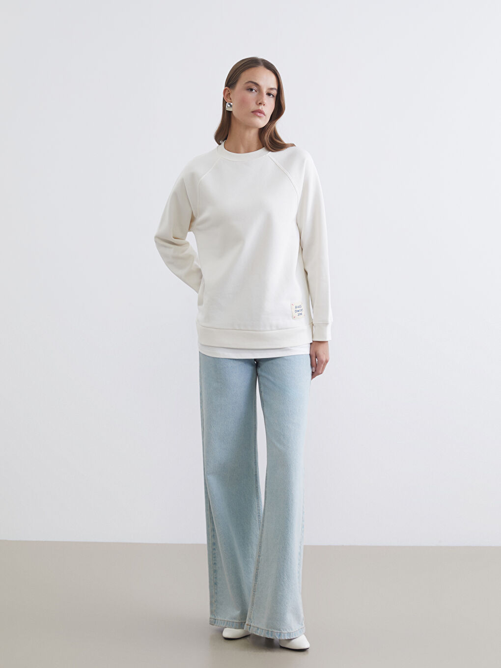 سويتشيرت غليظ واسع كول مدور نساء-1