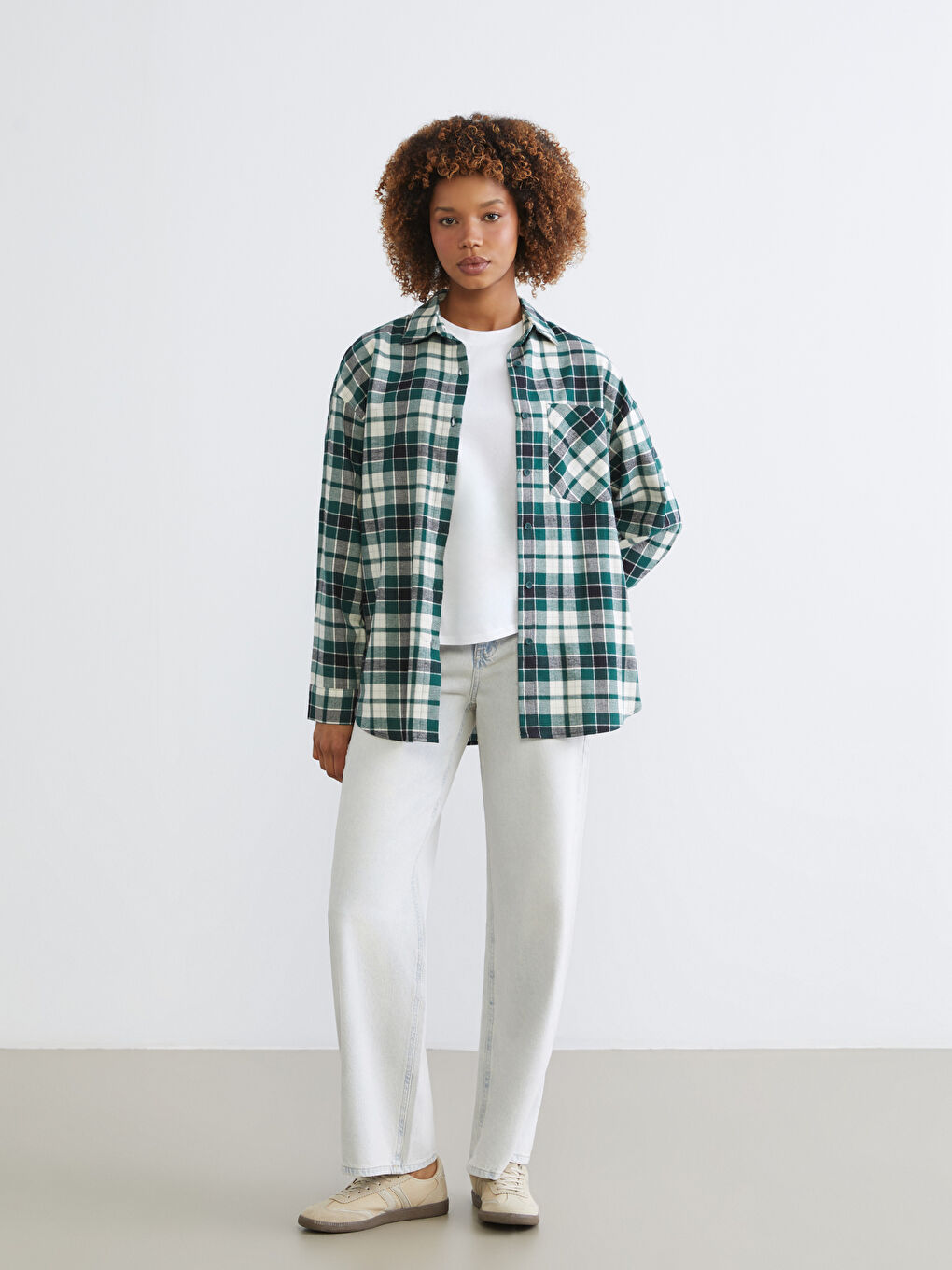 Kariertes Oversize Flanellhemd für Damen-1