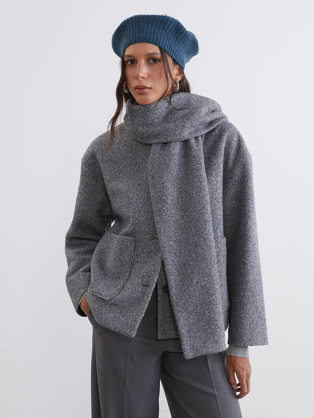 Scarf Women's Cachet Jacket