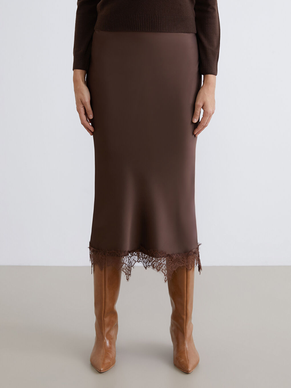 تنورة بني امرأة-1