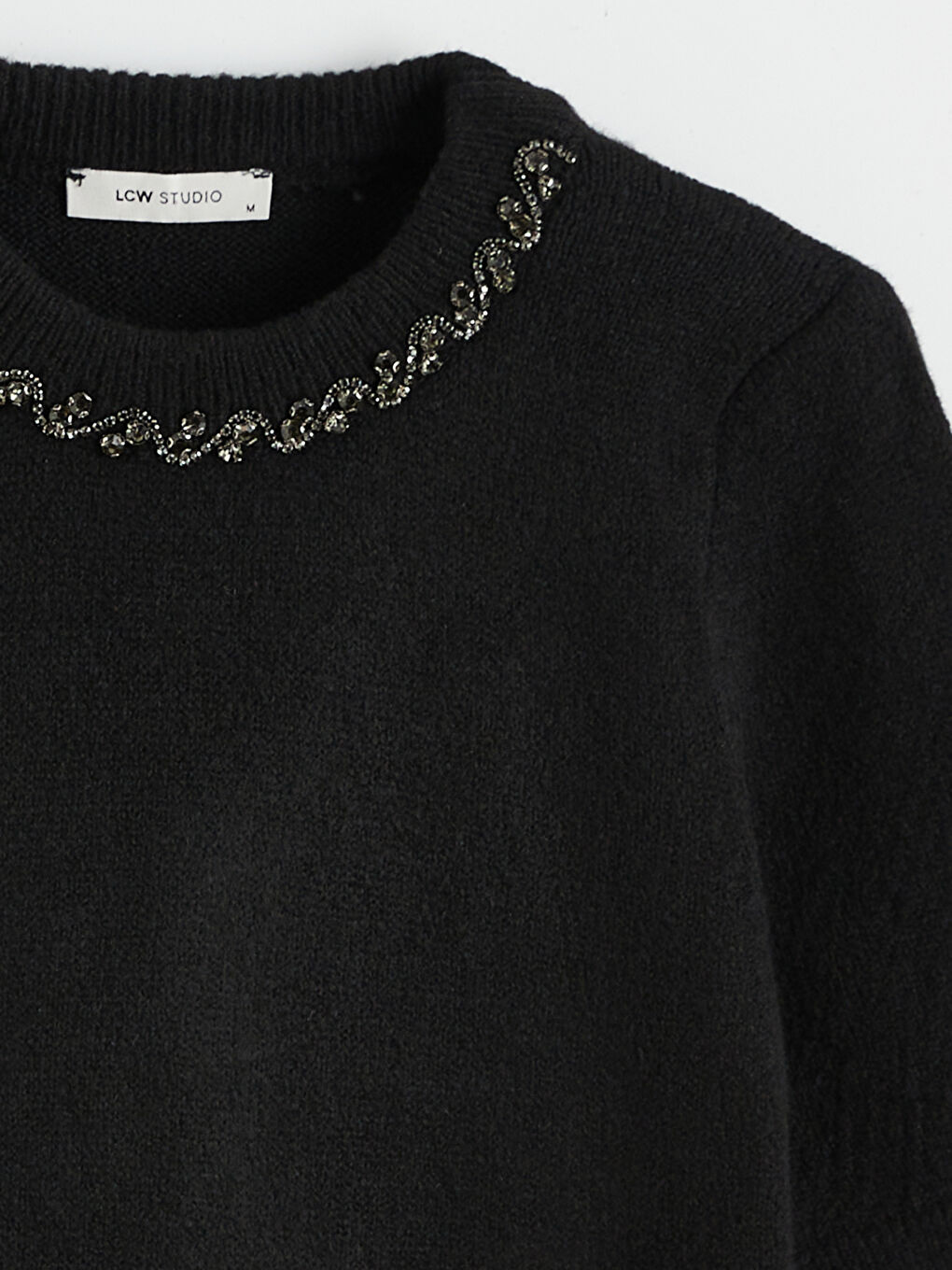 Siyah Bisiklet Yaka Taşlı Kadın Triko Kazak-1