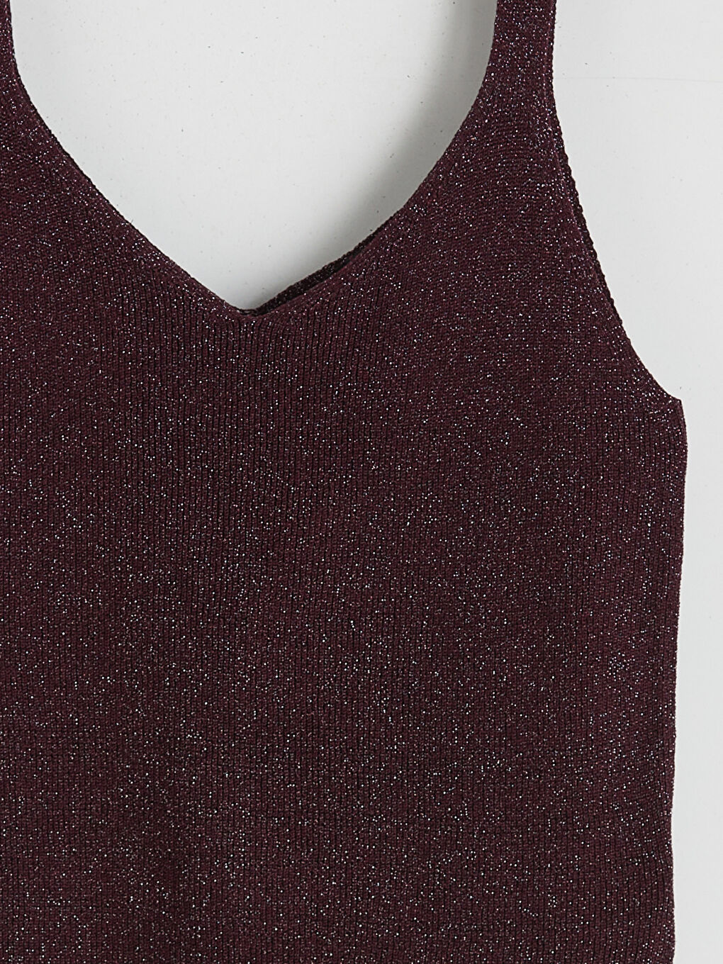 Bordo V Yaka Parlak Görünümlü Kadın Triko Atlet-5