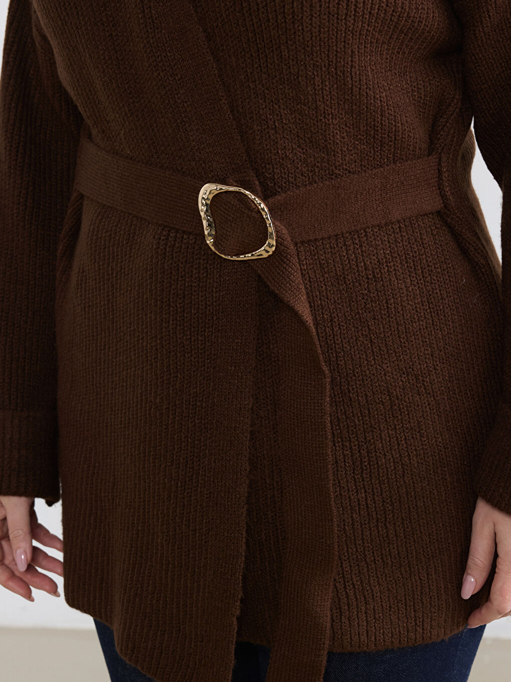 Kahverengi Şal Yaka Beli Kemerli Kadın Triko Hırka	-2