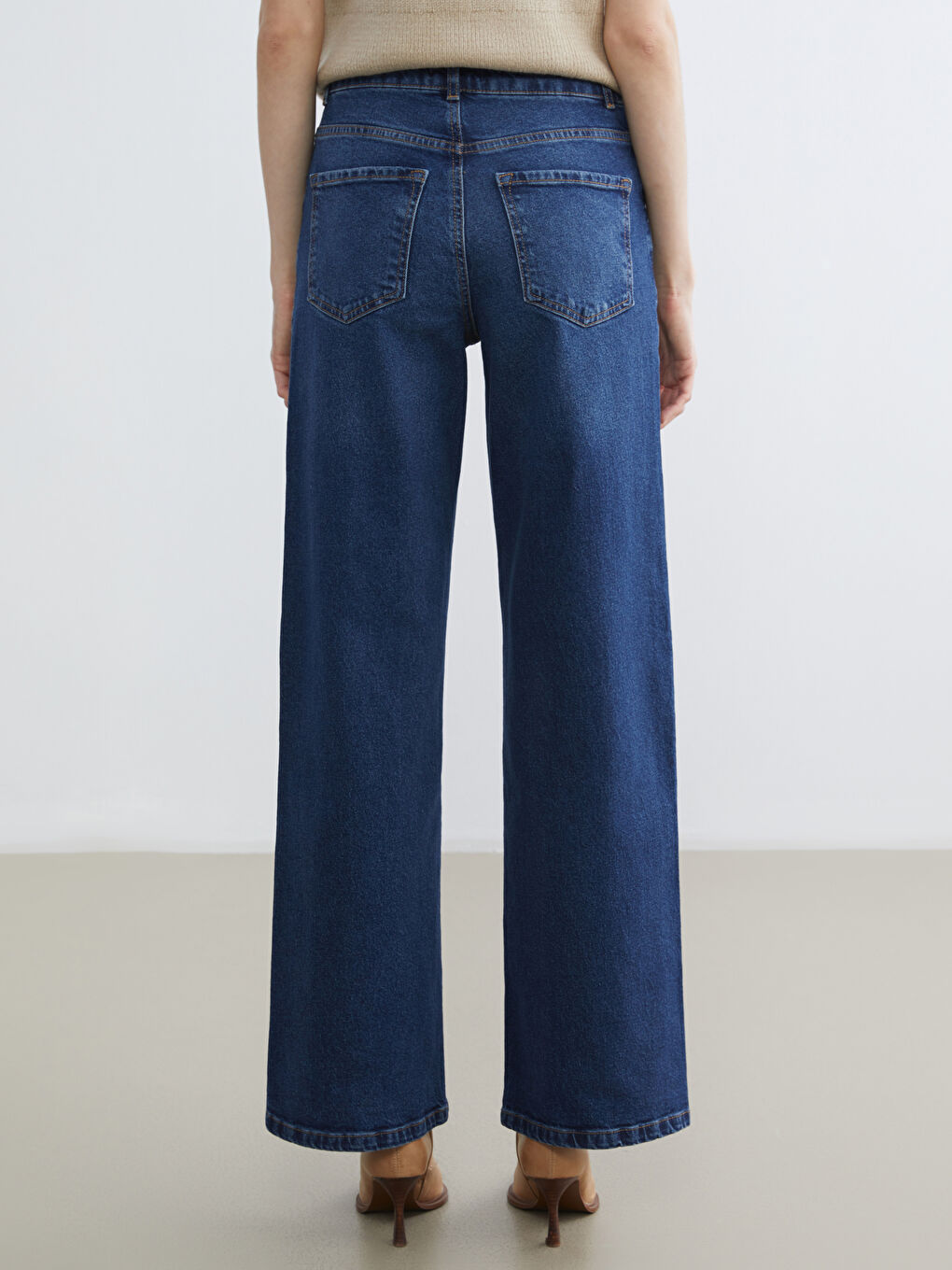 Jeans für Damen mit weitem Bein-3