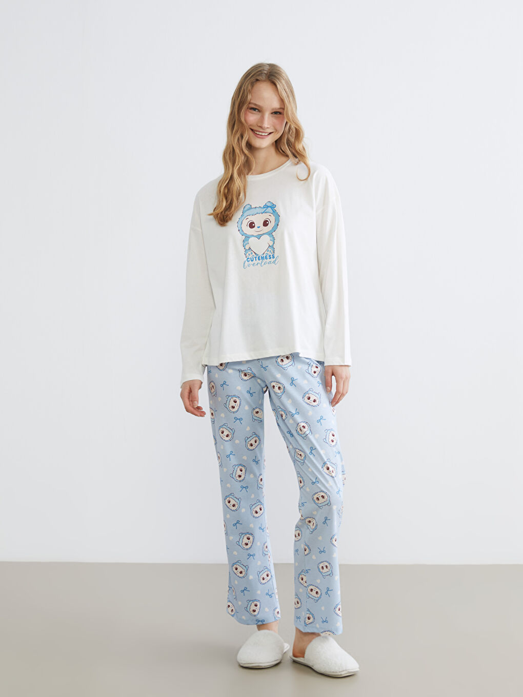 Σετ Πιτζάμες με Εκτύπωση και Στρογγυλή Λαιμόκοψη για Γυναίκες-1