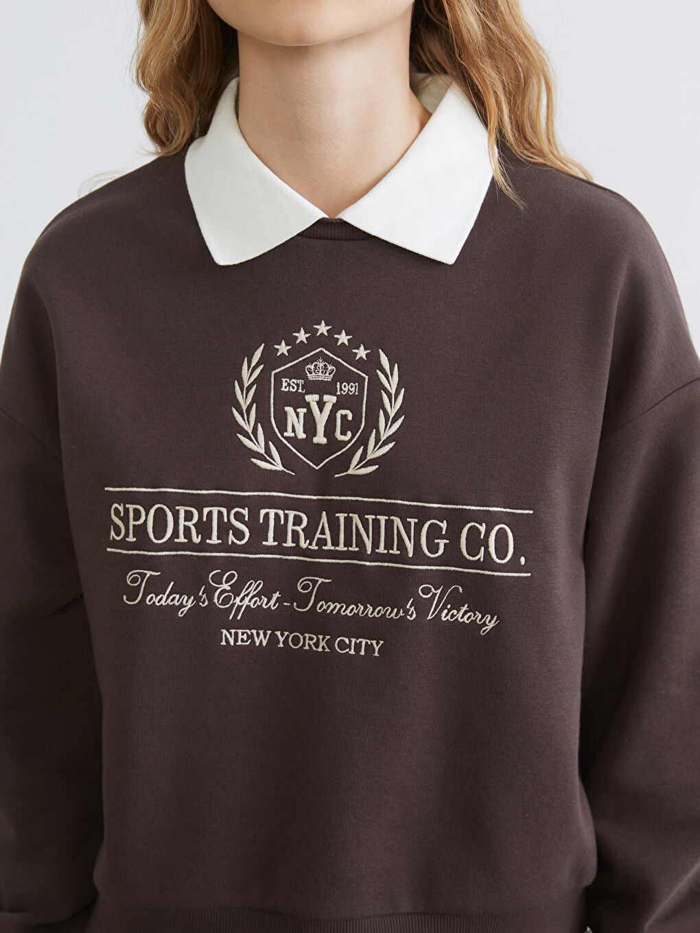 Kahverengi New York Nakışlı Kadın Kalın Sweatshirt-2