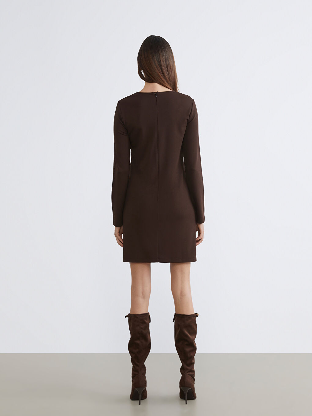 Kahverengi Bisiklet Yaka Mini Elbise-3