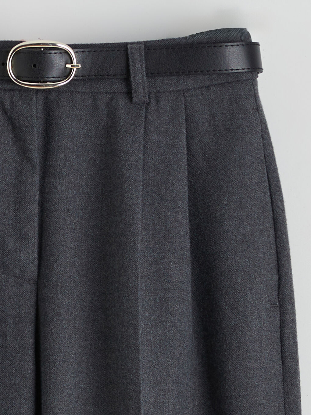 Antrasit Beli Kemerli Loose Fit Kadın Pileli Pantolon-1