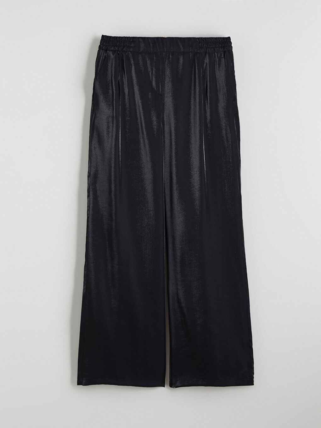 Siyah Beli Lastikli Saten Kadın Pantolon-4