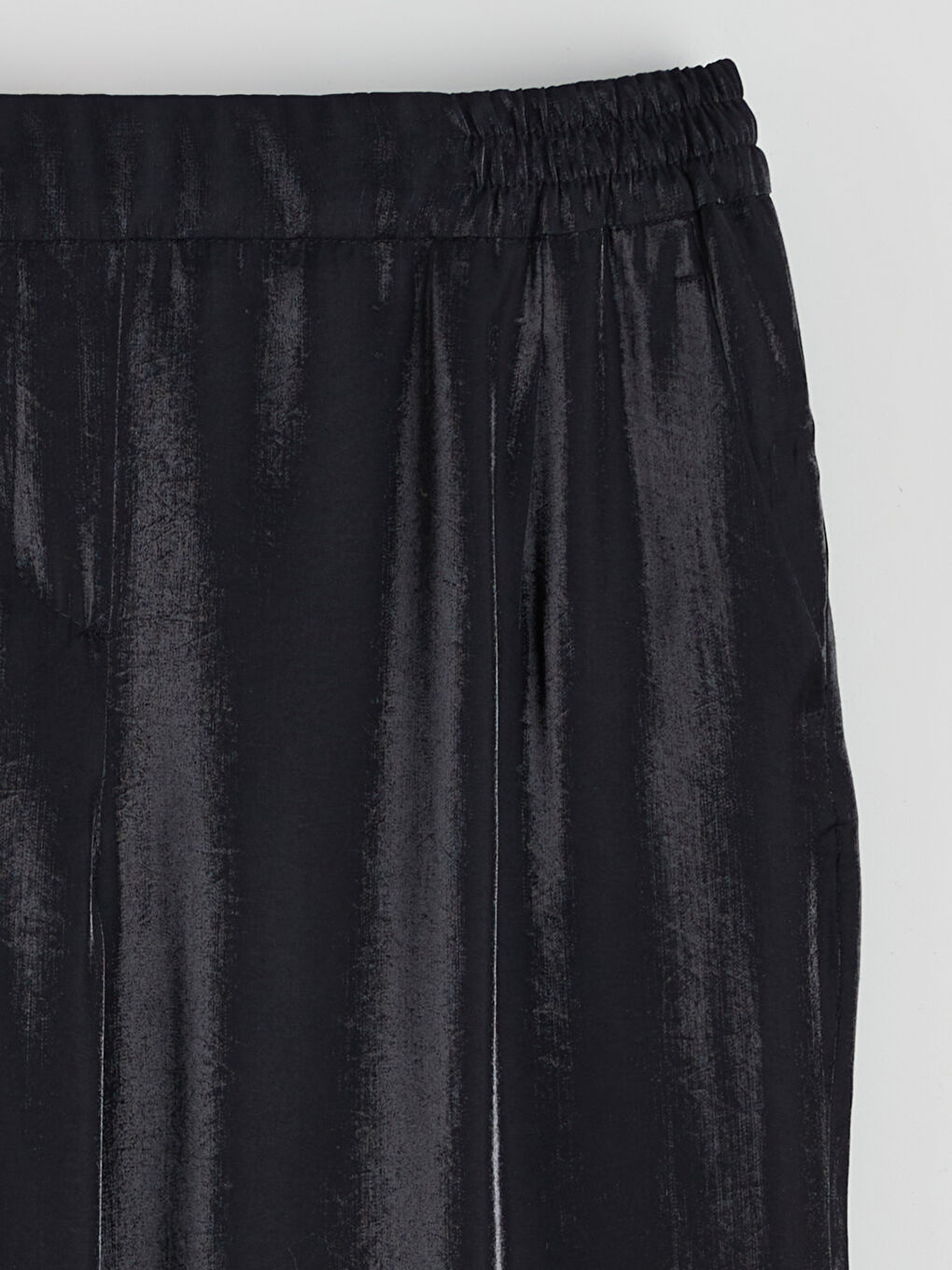 Siyah Beli Lastikli Saten Kadın Pantolon-5