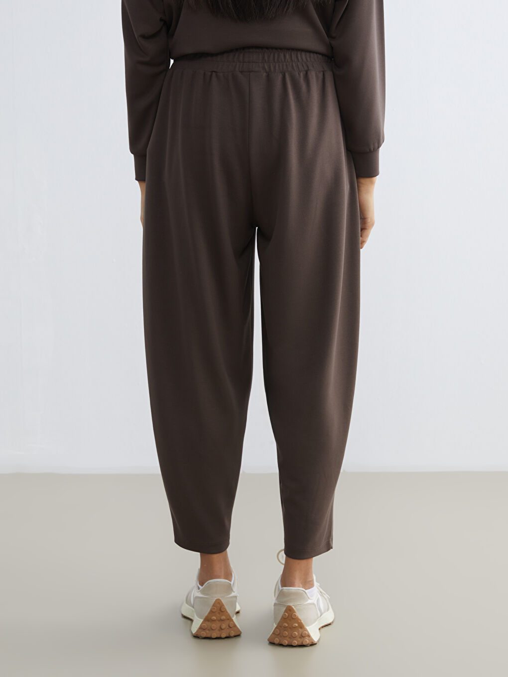 Kahverengi Beli Lastikli Kadın Eşofman Altı-3