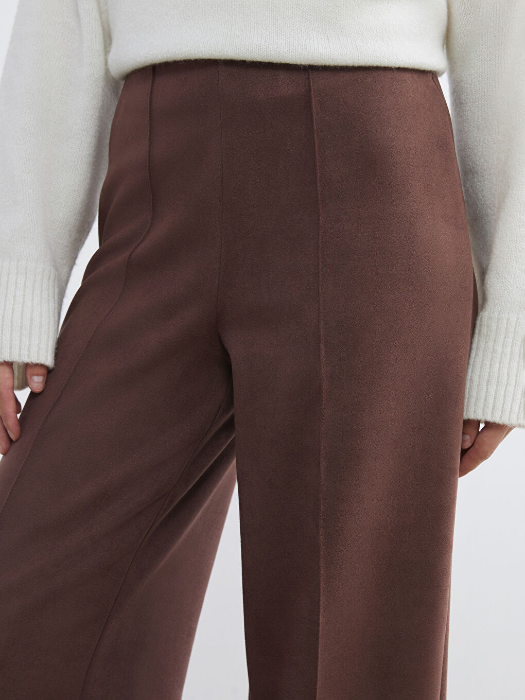 Kahverengi Standart Fit Kadın Süet Görünümlü Pantolon-2