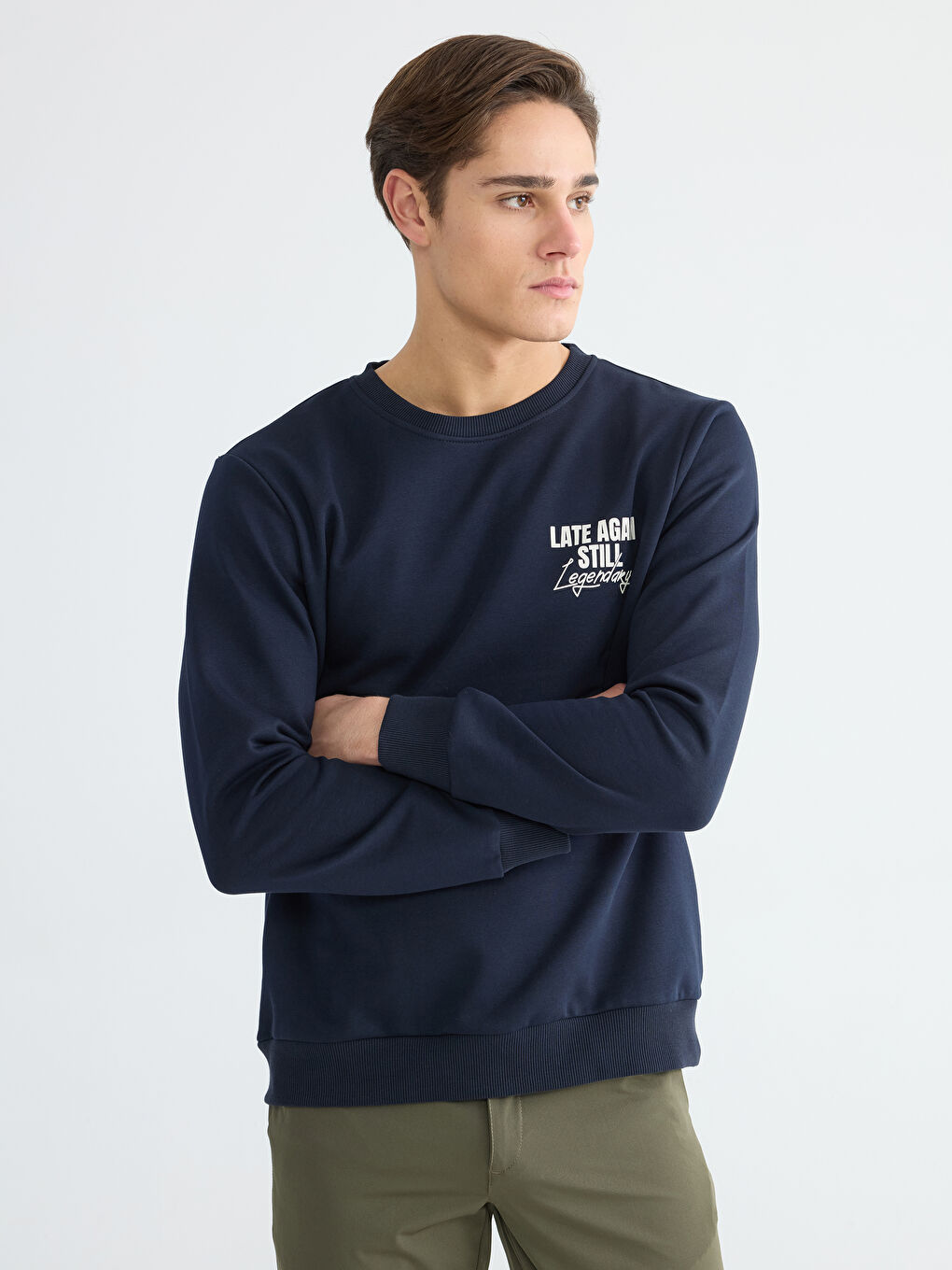 قميص رياضي أزرق رجال