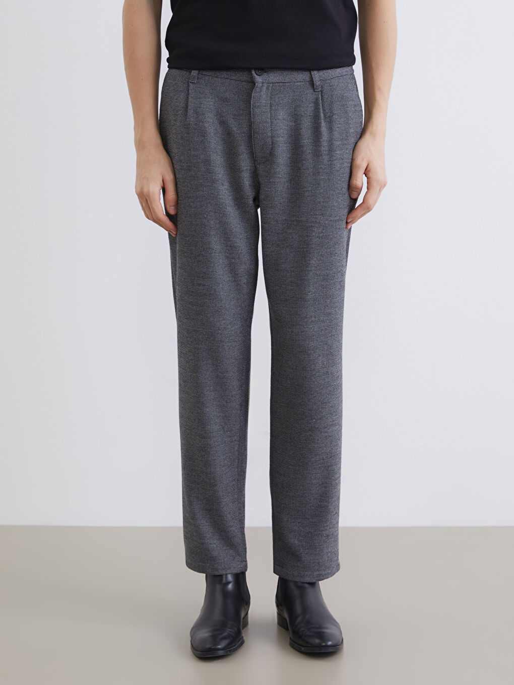 Pantaloni cu pliuri Regular Fit pentru Bărbați-1