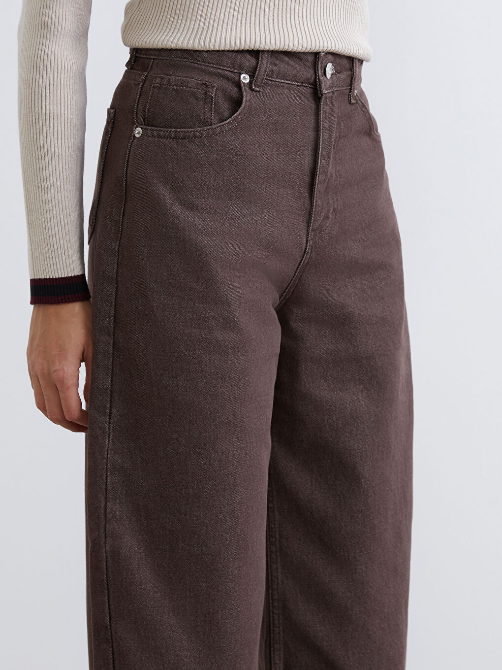 Balloon Fit Women's Jeans-2