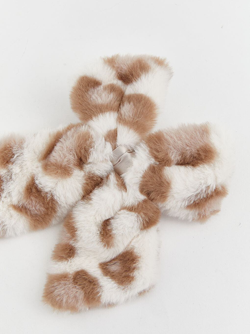 Karışık Fiyonk Figürlü Pelüş Kız Çocuk Toka-1