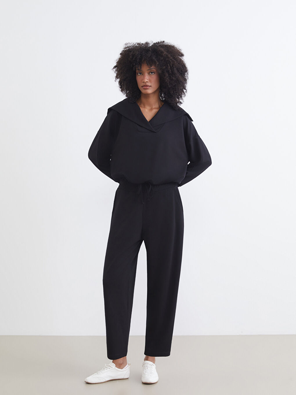 Siyah Polo Yaka Oversize Kadın Sweatshirt-3