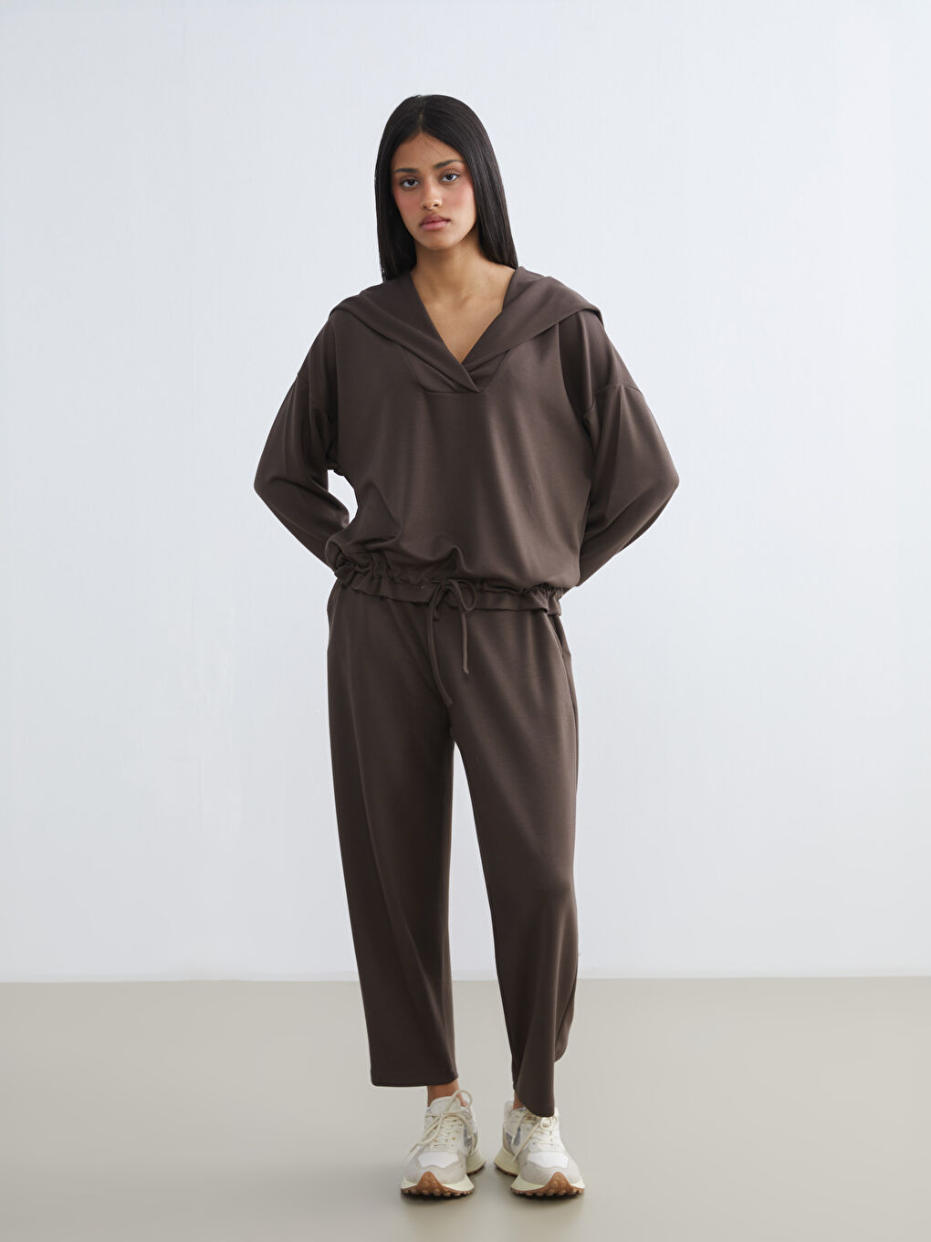 Kahverengi Polo Yaka Oversize Kadın Sweatshirt-1