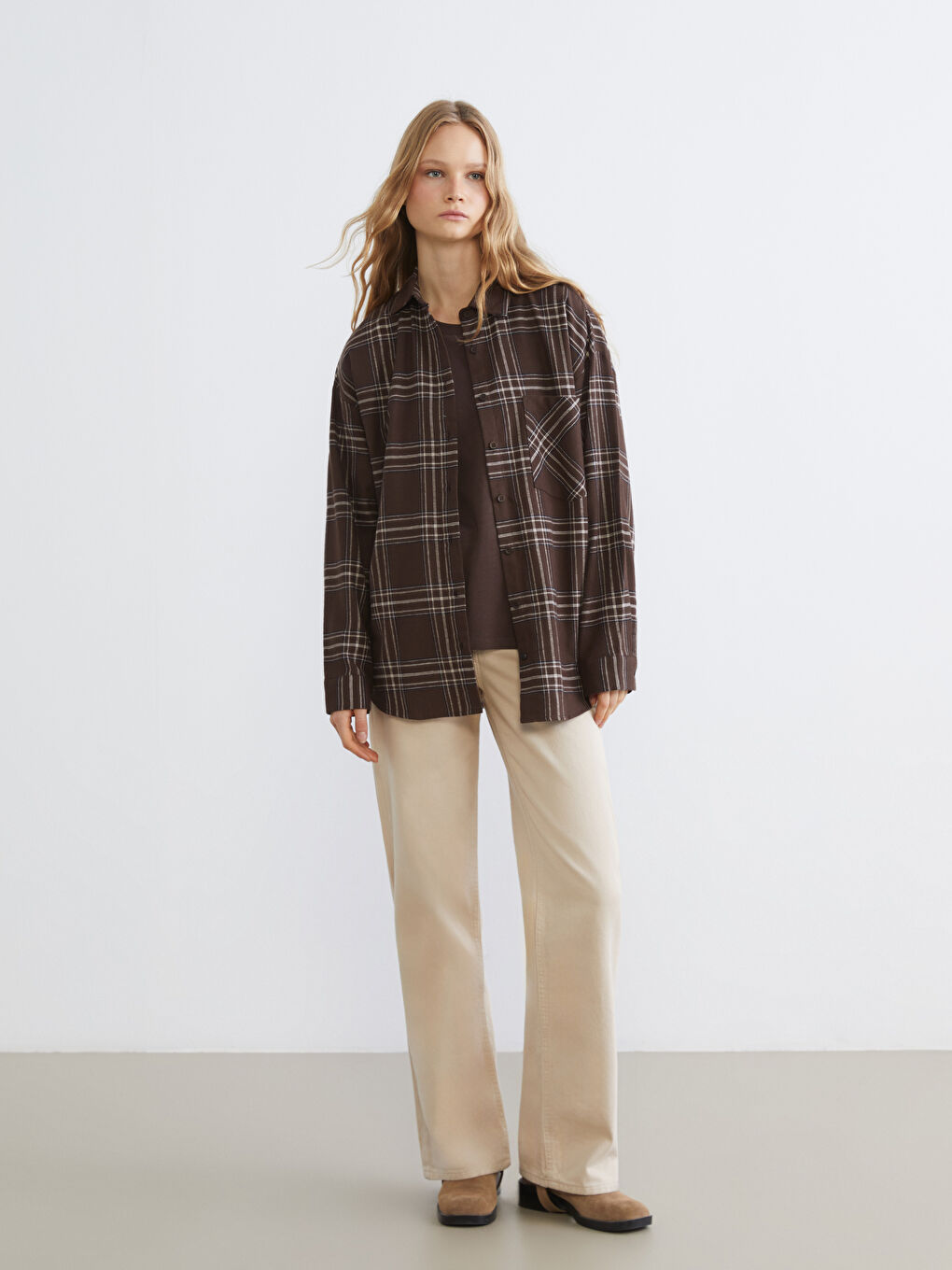 Kahverengi Ekose Oversize Kadın Gömlek-1