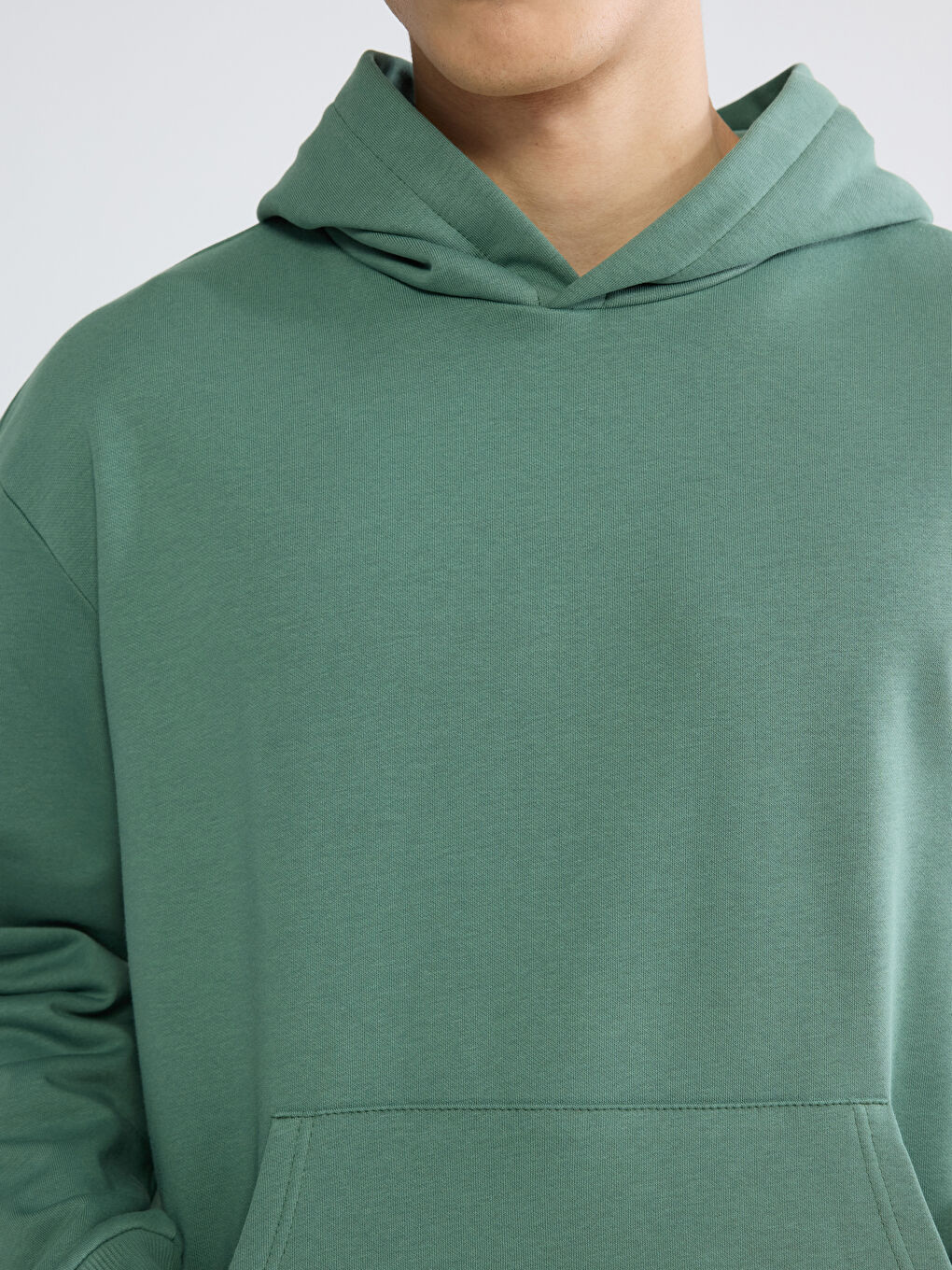 Kangaroo Pocket Men's Thick Hoodie-2