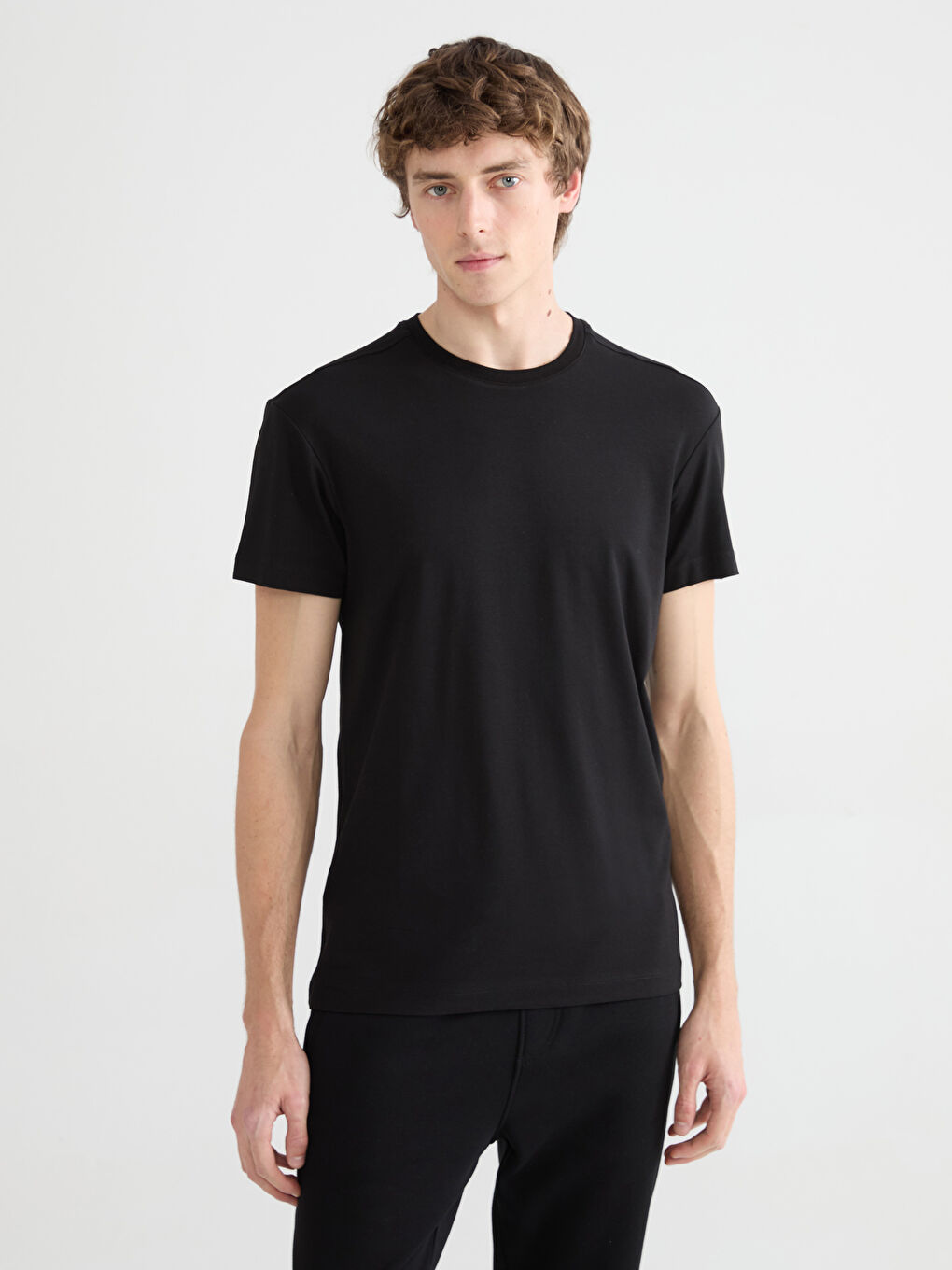 تۆپی بیجامە قۆڵ کورت یه‌خه‌ خڕ بۆ پیاوان