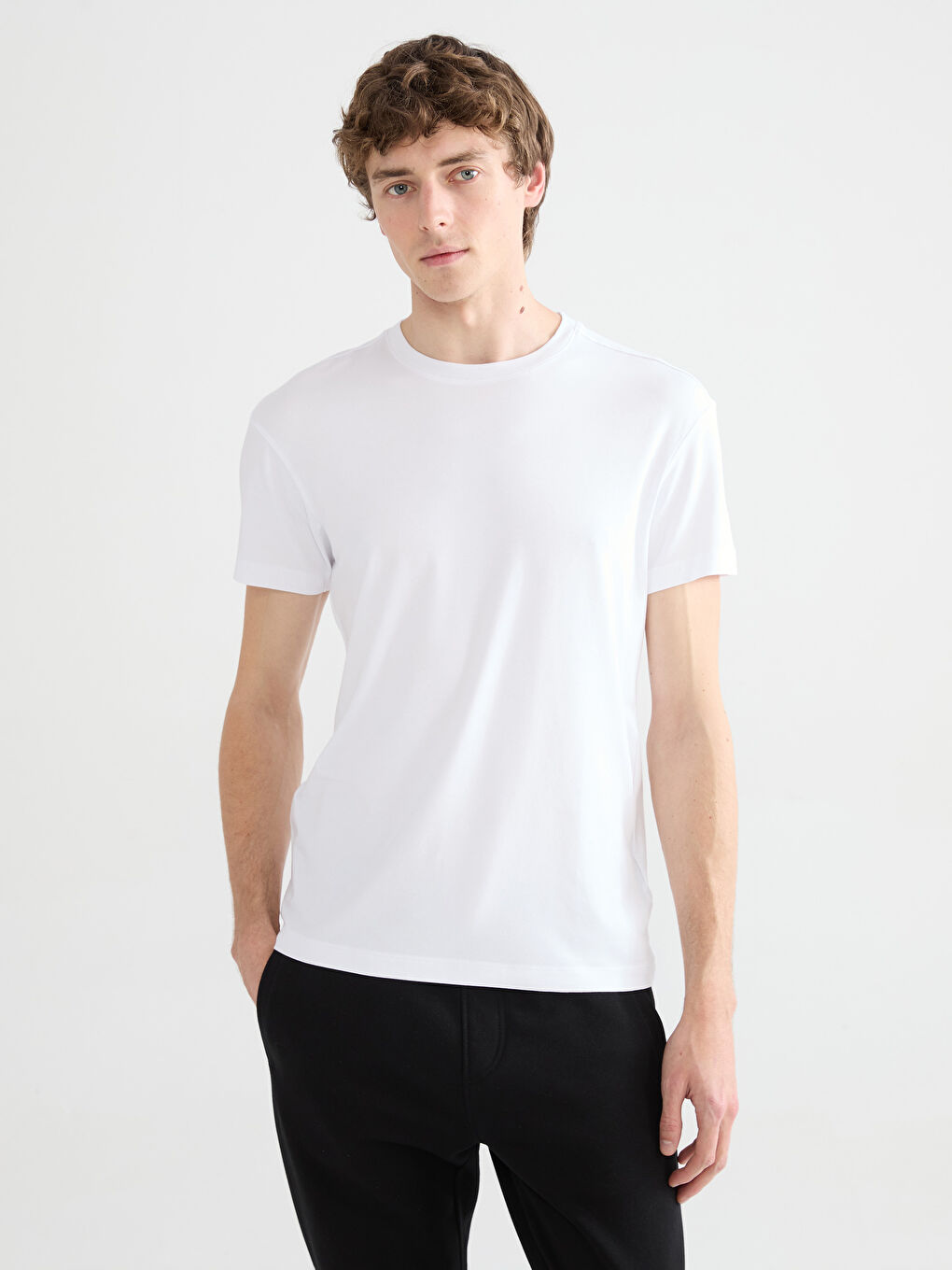 تۆپی بیجامە قۆڵ کورت یه‌خه‌ خڕ بۆ پیاوان