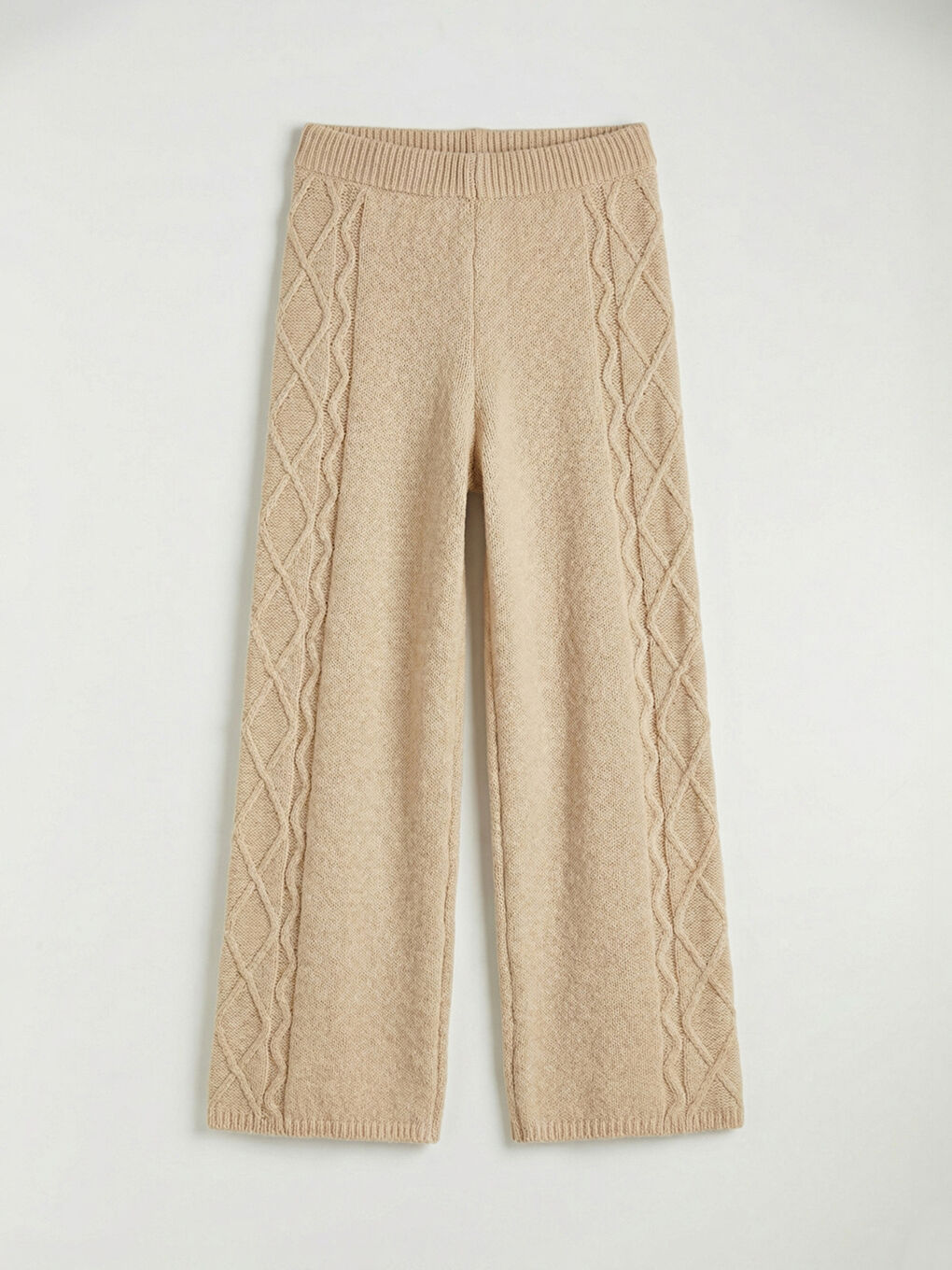 Bej Fiyonk Nakışlı Kız Bebek Triko Kazak ve Pantolon-3