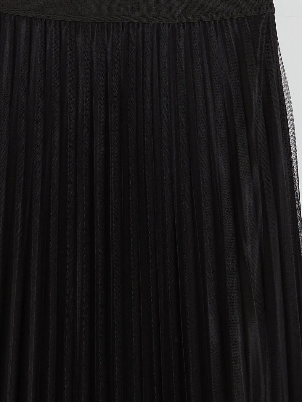 Siyah Beli Lastikli Pileli Etek-9