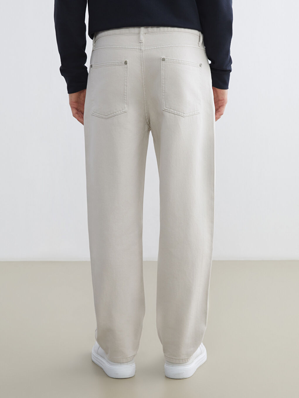 Gri Standart Kalıp Gabardin Erkek Pantolon-3