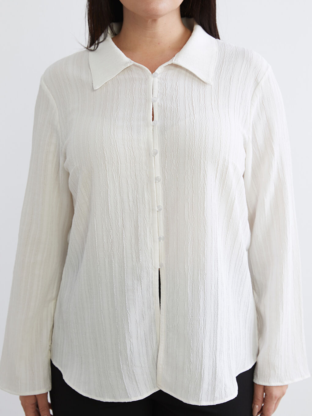 Ekru Büyük Beden Dokulu Poplin Kadın Gömlek-2