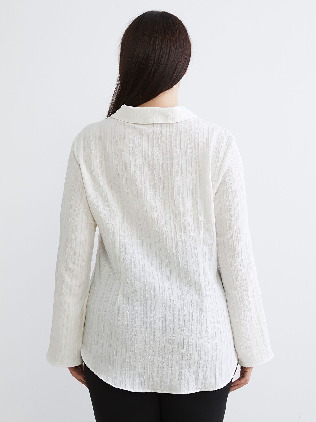 Ekru Büyük Beden Dokulu Poplin Kadın Gömlek-3