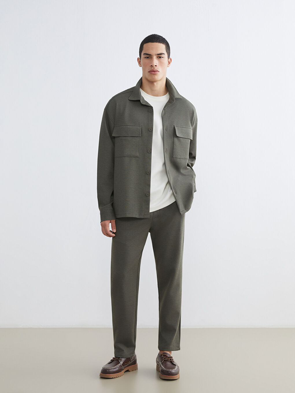 Haki Rahat Kalıp Uzun Kollu Erkek Gömlek Ceket-1