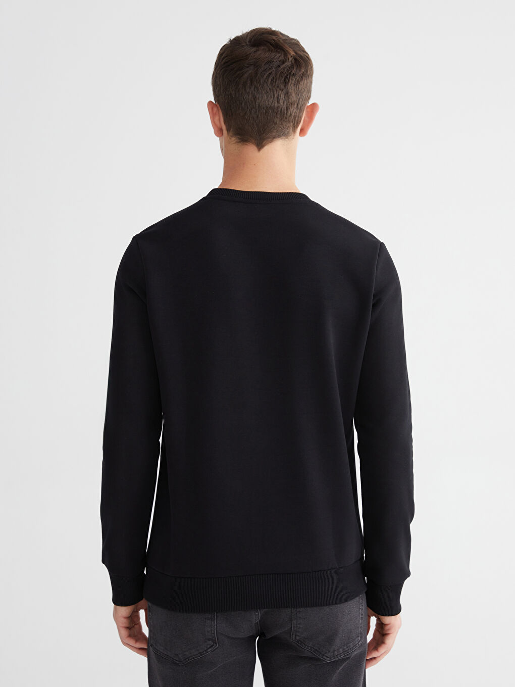 Siyah Bisiklet Yaka Erkek Kalın Sweatshirt-3