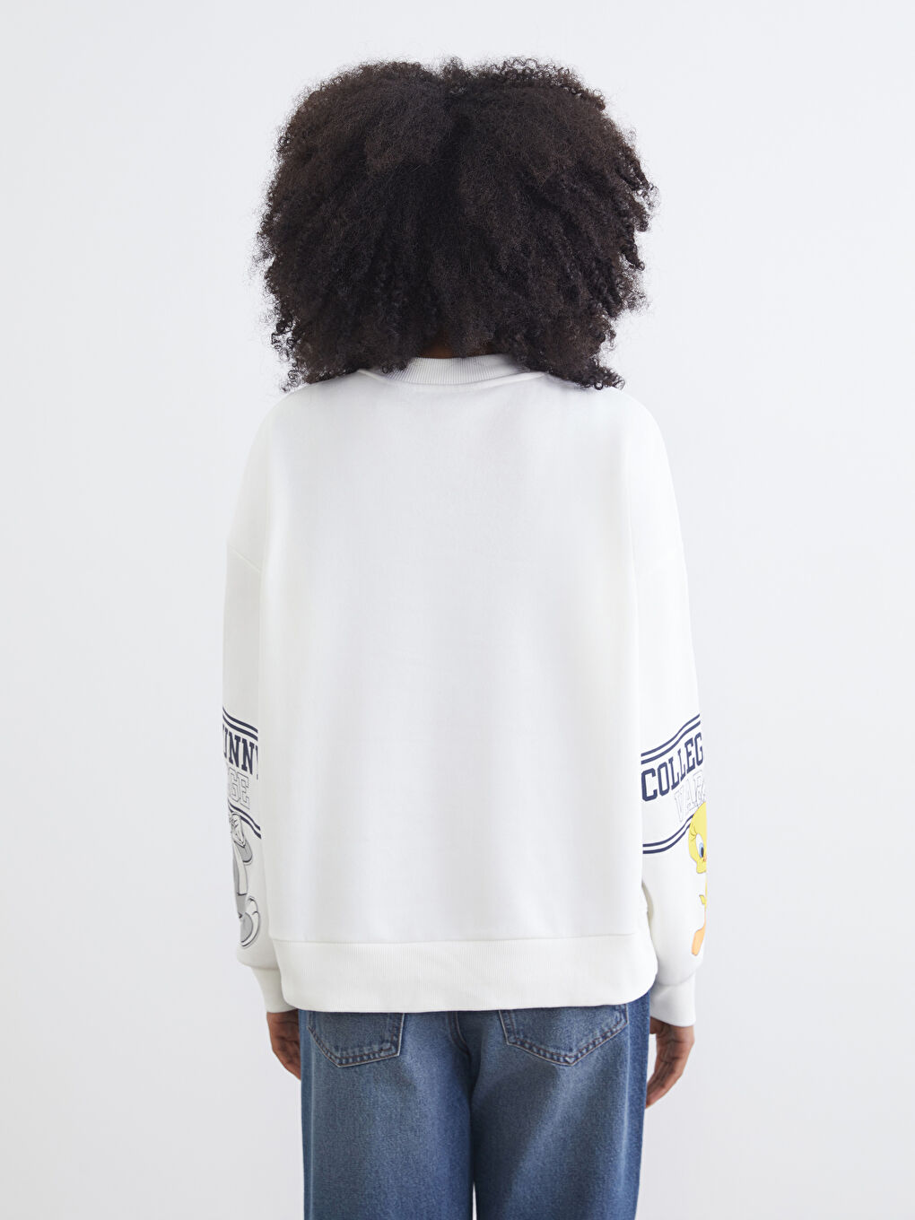 Ekru Looney Tunes Baskılı Kadın Kalın Sweatshirt-3