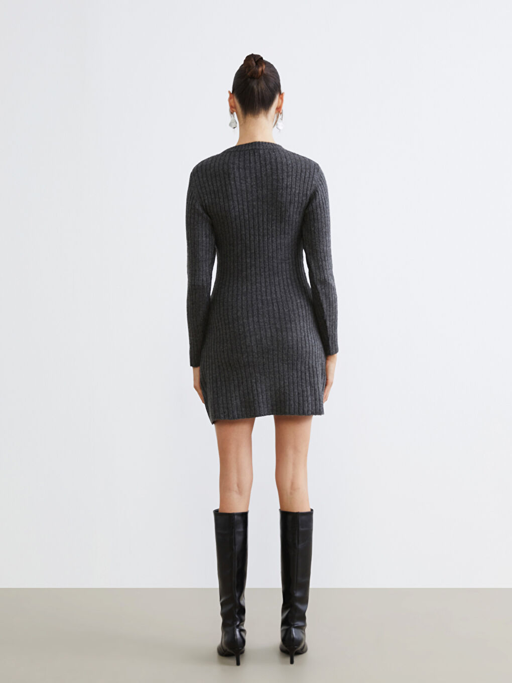 Antrasit Bisiklet Yaka Peplum Mini Triko Elbise-3