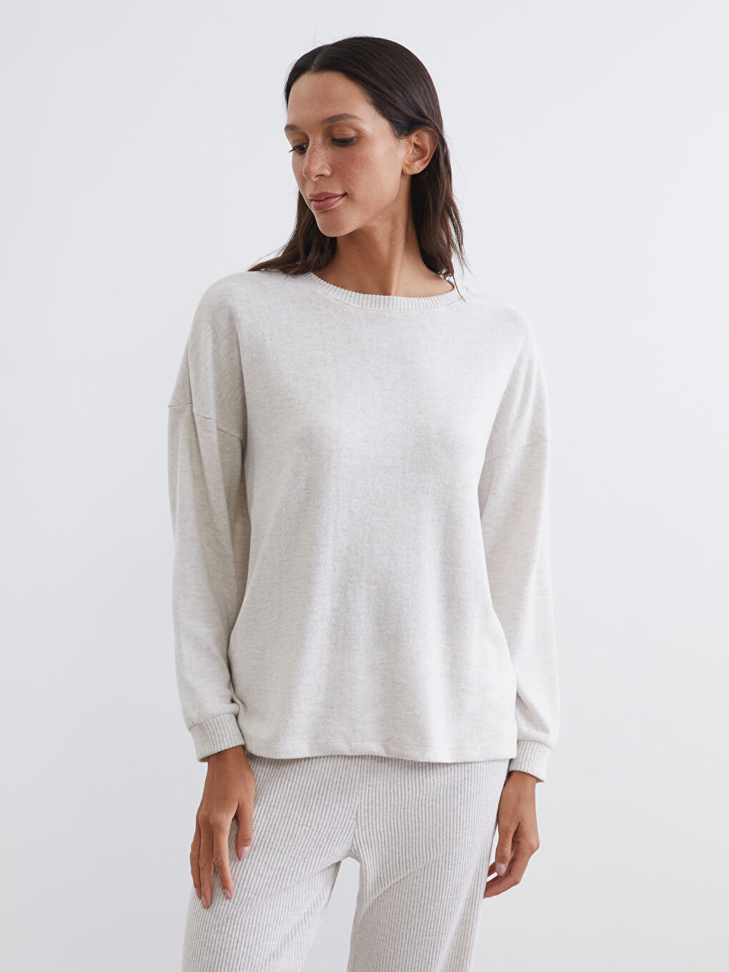 Ekru Bisiklet Yaka Kadın Pijama Takım-1