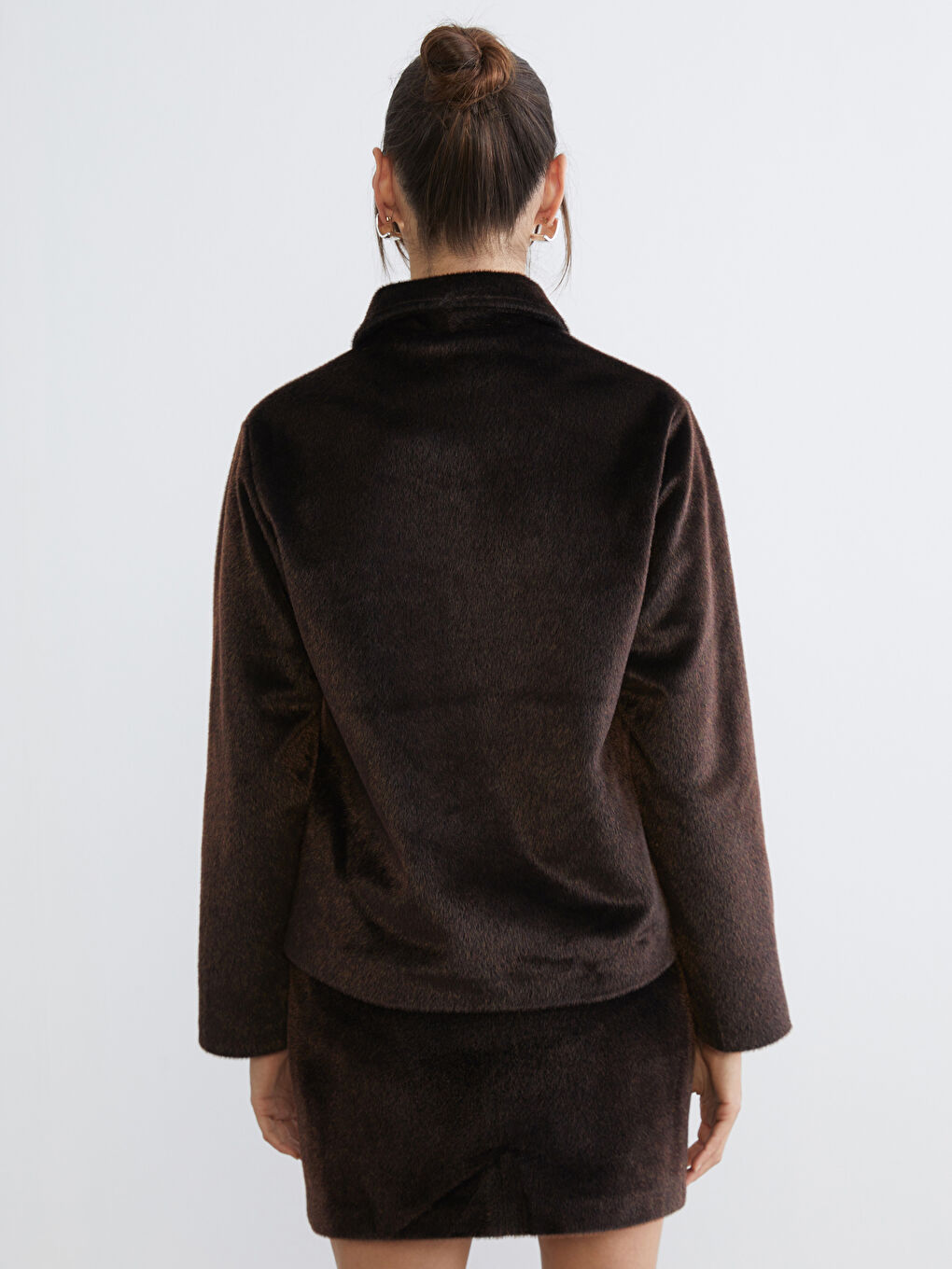 Kahverengi Gömlek Yaka Kadın Kürk Kaban-4