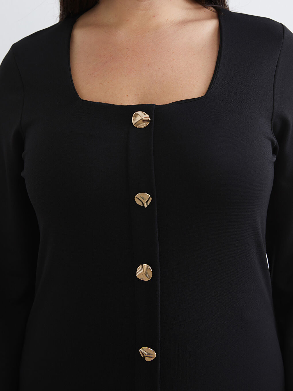 Siyah Büyük Beden Kare Yaka Bluz-2